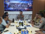 Rapat Koordinasi Lintas Sektoral yang dilaksanakan di Aula Wiratama Bhayangkara Satlantas Polresta Tangerang, Senin (27/7/2026)
